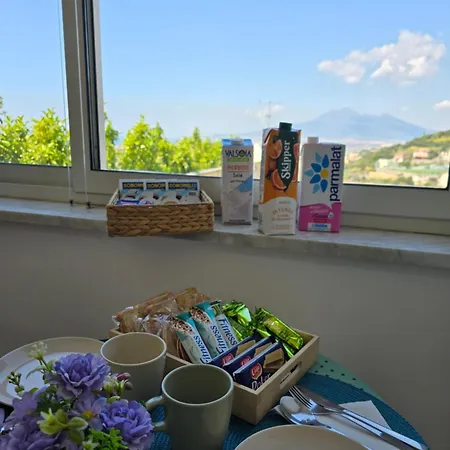 Verso Maison - With Sea And Vesuvius View